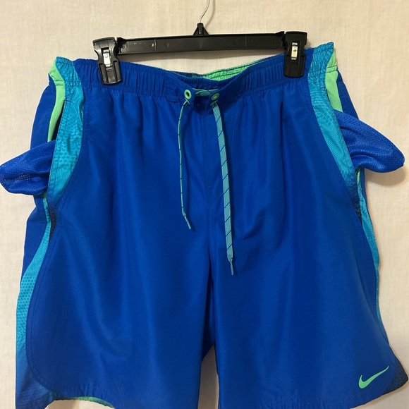 Nike Men's Blue and Green Athletic Shorts - Picture 2 of 5